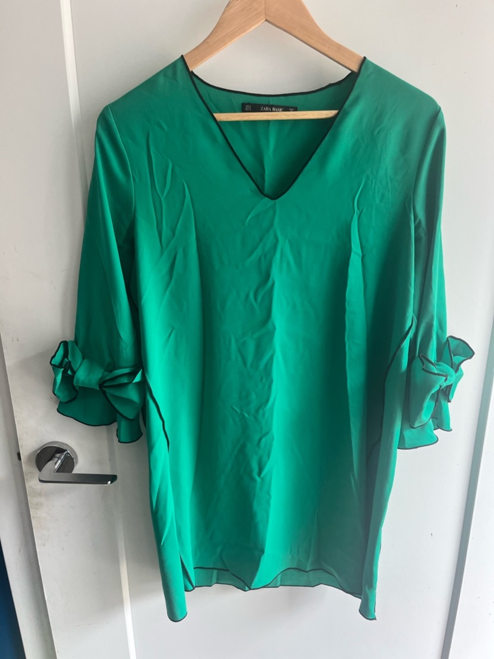 Zara Green V-Neck Bow Sleeve Women's Dress